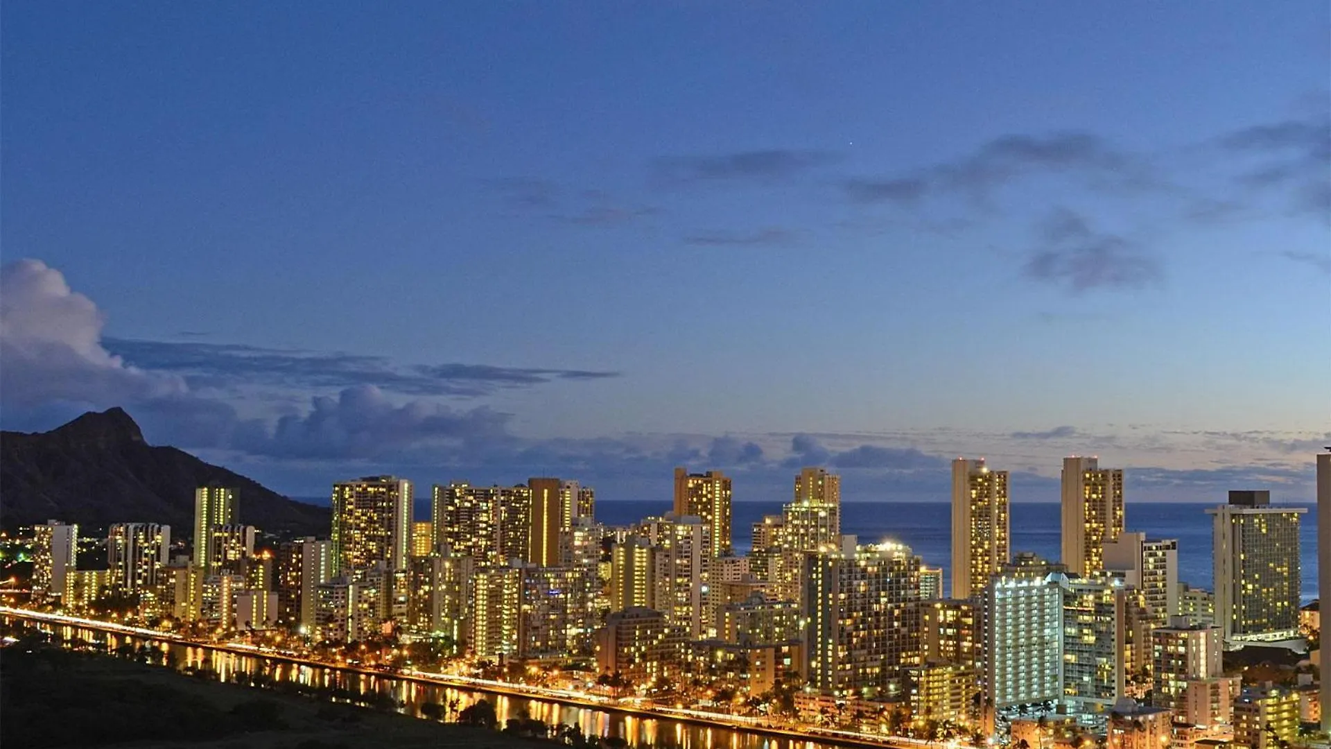 Waikiki Sunset #2503 Villa Honolulu United States